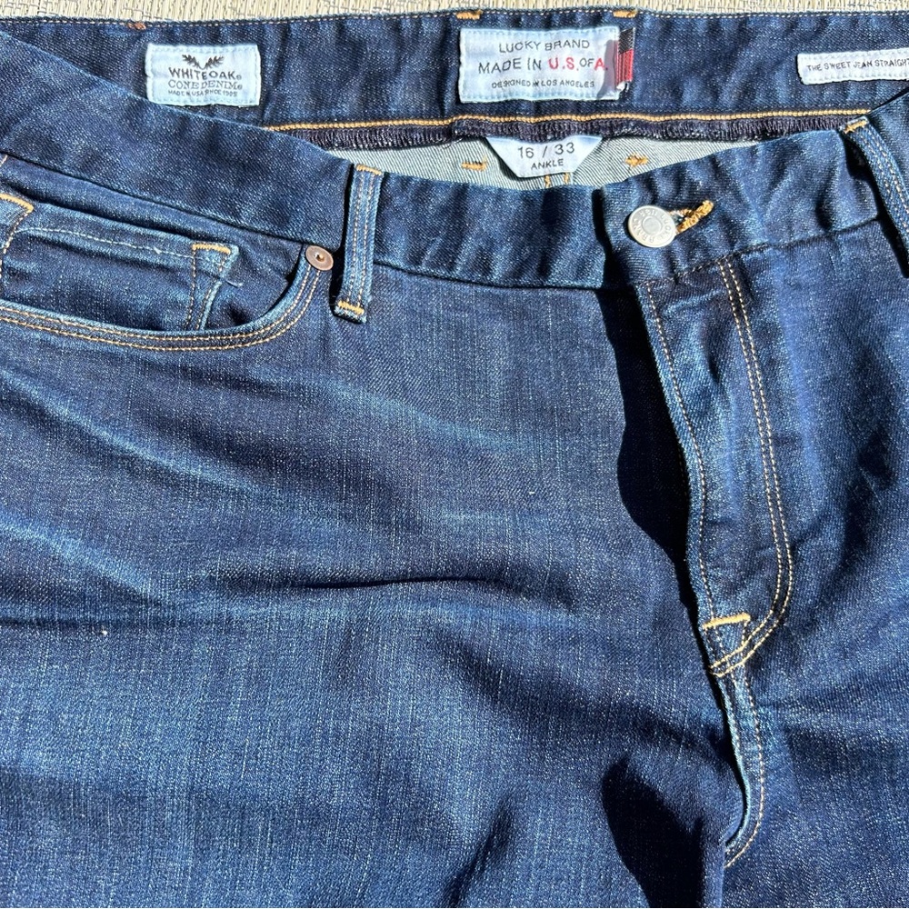 Lucky Brand Washburn the sweet Jean straight 16/33